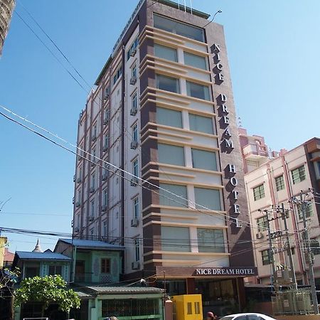 Nice Dream Hotel Mandalay Exterior photo
