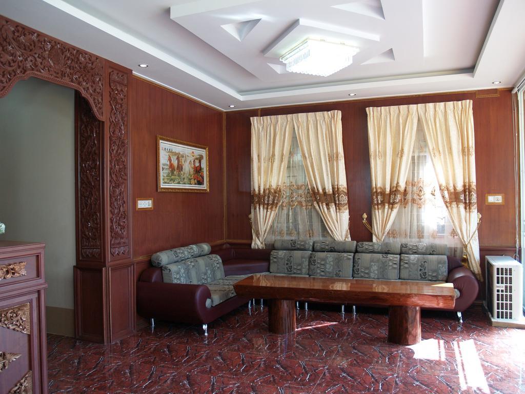 Nice Dream Hotel Mandalay Exterior photo